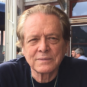 Book review of MacLeish Sq. Readers' Favorite Book Reviews and Award